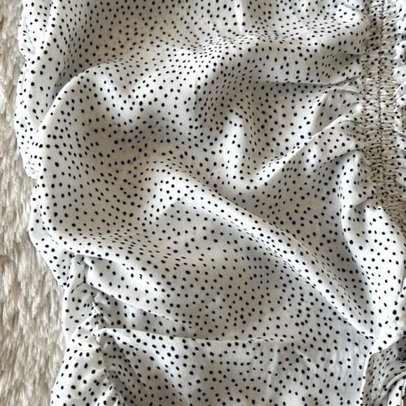 Sienna Sky ruched blouse white polka dots size medium - Picture 16 of 16